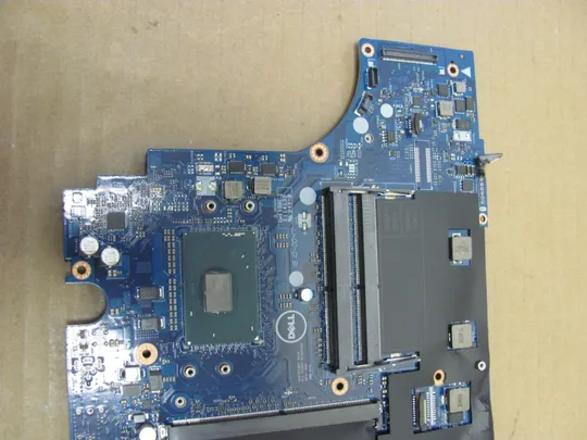 Купити номер1000-6 материнська плата Mainboard Материнка Основна плата Системна плата Плата системи Laptop motherboard мамка ноутбучна плата CAP10 LA-E321P i7-7820HQ SR32N для Dell Precision 7710 7720 оригінал