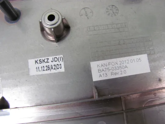 588-2 2 Кришка дно піддон корпуса BA75-03350A для  Samsung NP300E7A NP305E7A 300E7A 305E7A  оригінал Недорого