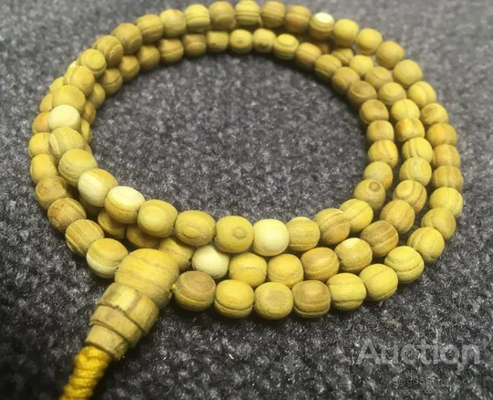 Золотистые чётки из Скумпии кожевенной, 108 бусин, d~6 мм, L~32 см, четки, мала, медитация, Будда, Продаж