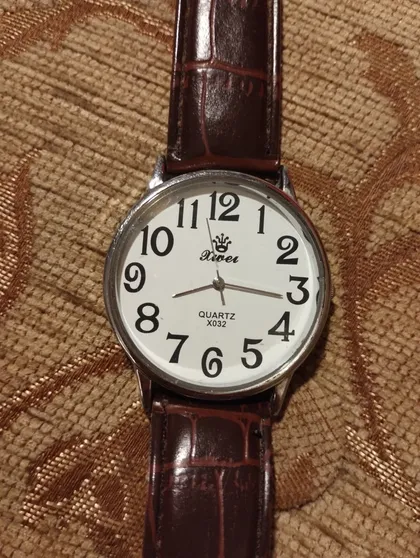 фото, Наручний чоловічий кварцевий годинник