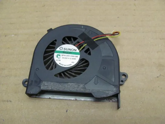 номер0339-9 Вентилятор (кулер, FAN) для Toshiba Satellite C70D, C75D оригінал З аукціону