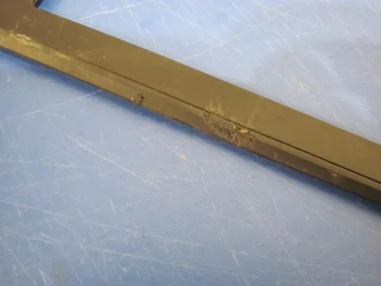 №199-20 рамка матриці 0GKYW6 AP0WQ000600 для LATITUDE E5440 оригінал Де купити