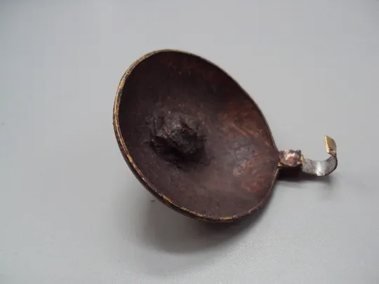 Деталь кришка фрагмент запчасть деталь крышечка латунь №18577 Недорого