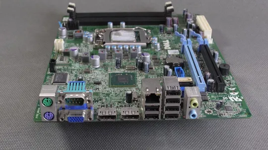 материнская плата DELL Optiplex 7010 Core i5 i7+ Intel Xeon/DDR3/PCI-e/SATA 3.0 microATX Продаж