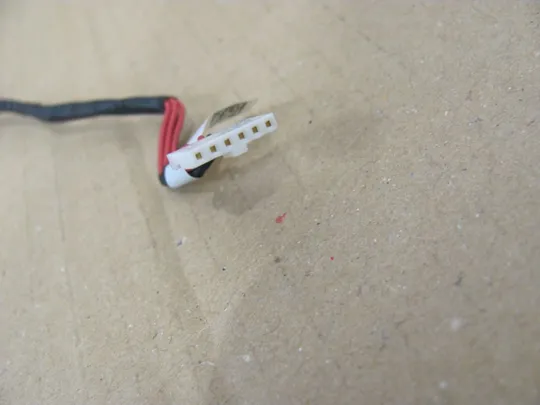 номер0314-7 роз'єм живлення Роз'єм зарядки Гніздо живлення Штекера живлення Зарядний порт Роз'єм адаптера живлення power connector DD0BD5AD000 для Toshiba Satellite PRO C70D, C75D оригінал З аукціону