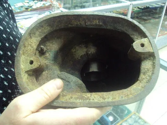 чугун касли каменный цветочек каминные часы хозяйка медной горы и данило-мастер Де купити