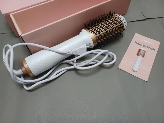 Купити 0390,,, Фен-щітка з іонізацією Ukliss WT-014-1  Стан Нового  НІМЕЧЧИНА