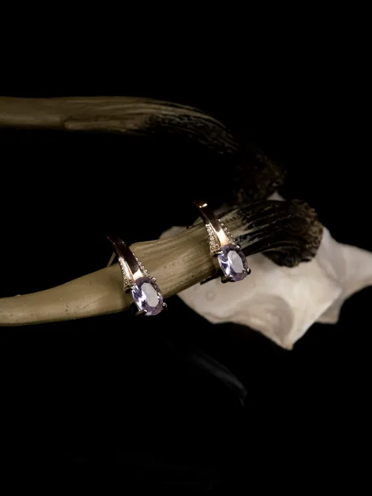 Комплект з срібла 925 проби зі вставкою з л.аметисту Продаж
