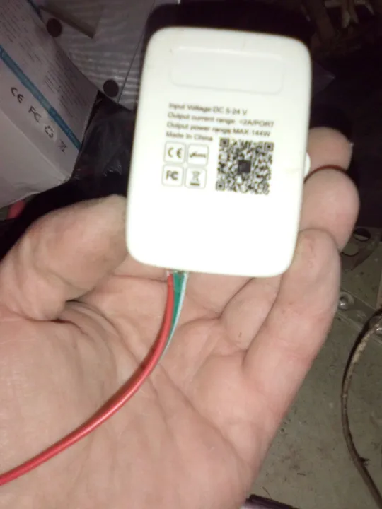 Купити контролер управління адресними світлодіодами.як правило живдення 5-12в.