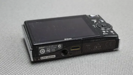 Цифровой фотоаппарат Nikon Coolpix S51 8.0Mpix Вживане Продаж