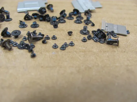 827-23 комплектуюче кріплення гвинти  для HP EliteBook x360 1030 G3 1040 G4 оригінал З аукціону