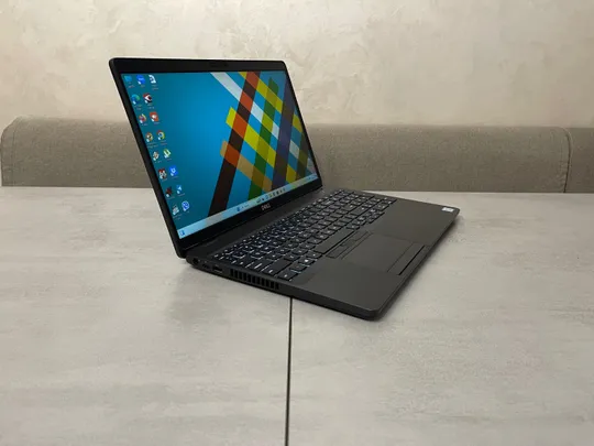 Ультрабук Dell Latitude 5500, 15,6" FHD IPS, i5-8265U, 16GB, 256GB SSD З аукціону