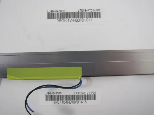 41-1 матриця SAMSUNG LTN184KT01 LJ96-04303C для MEDION P8614 оригінал Де купити