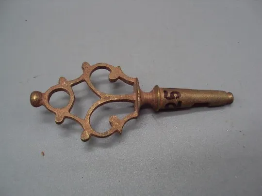 Ключ от самовара латунь маленький тонкий ключик самовар длина 8,5 см №13506 Ціна