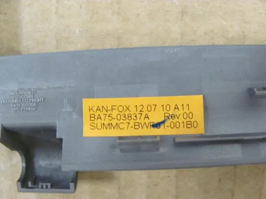 №80-12 рамка матриці BA75-03837A для SAMSUNG 550P NP550P7C NP550P оригінал Продаж