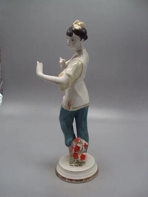 Купити Фигура фарфор статуэтка ДФЗ Вербилки девушка китаянка танцует Тао Хао красный мак высота 27,5см №236