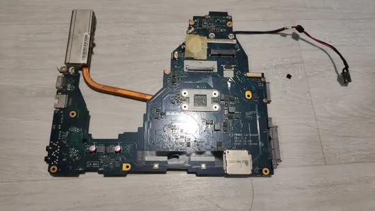 материнська плата Toshiba C660 C660D pwwbe la-6849p rev:2.0 Ціна