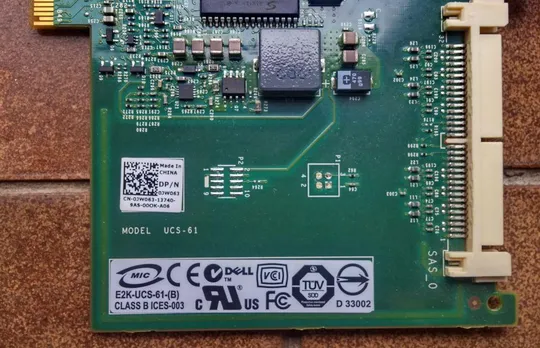 SAS Raid Controller Card Dell PCI-e UCS-61 + шлейф на 4шт. SAS HDD OJW063-13740-9AS-00OK-A06 Продаж