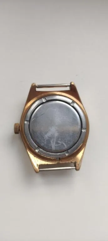 Винтажные часы ракета позолота знак качества СССР рабочие nv879. Недорого