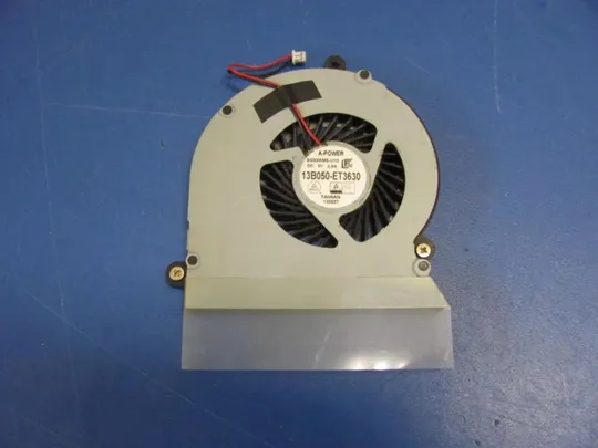 номер0002-24 Вентилятор (кулер, FAN) 13B050-ET3630 для MEDION AKOYA S6212T оригінал Ціна
