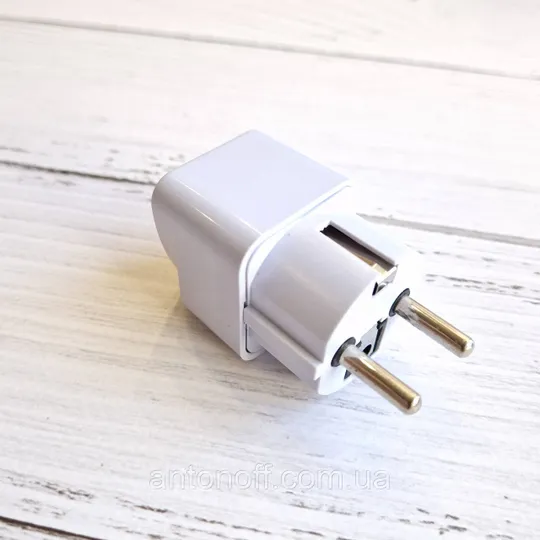 Купити Універсальний мережевий перехідник адаптер на євро розетку EU вилка 10A250V Білий