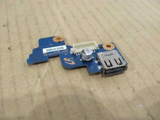 Купити 495-19 плата USB кнопка вкл BA92-07488A для SAMSUNG RV510 RV513 RV515 оригінал