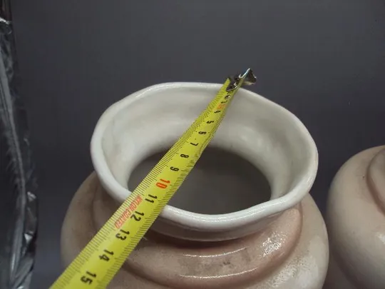 Ваза фаянс узор цветы розы вазы лот 2 шт высота 37,5 см, диаметр 11,5 см (сколы) №13707 З аукціону