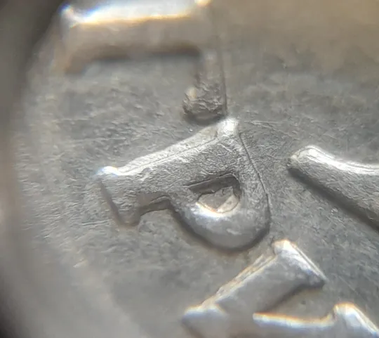 (5127) 1 гривня 2006 "крокодил" на аверсі (різновид браку) (1 гривна 2006 брак) Де купити