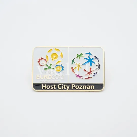 Футбол - значок из серии  "ЕВРО 2012" УКРАИНА, ПОЛЬША город организатор Познань Ціна