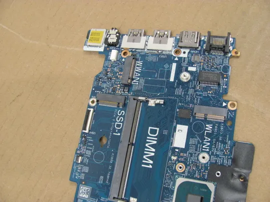 864-16 материнська плата  SRK1F  i7-1185G7 2TWTT 0287X3 для DELL  Latitude 5521 5520 оригінал Продаж