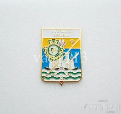 фото, значок футбол  ФК Виктория Сетубал Португалия  (серия герб города и эмблема клуба)