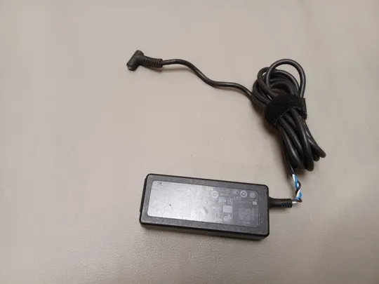 0634 адаптер живлення HP TPC-DA16 19.5V 2.31A  45W НІМЕЧЧИНА Ціна