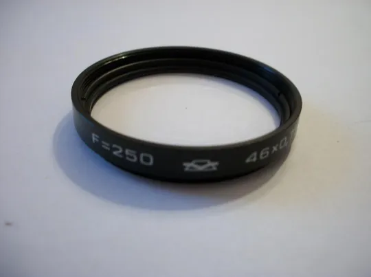 Светофильтр. 46 х 0,75.  Н-4х . Ж-2х . F=250 . F=667. Нов. Красногорский завод СССР. Объектив Волна З аукціону