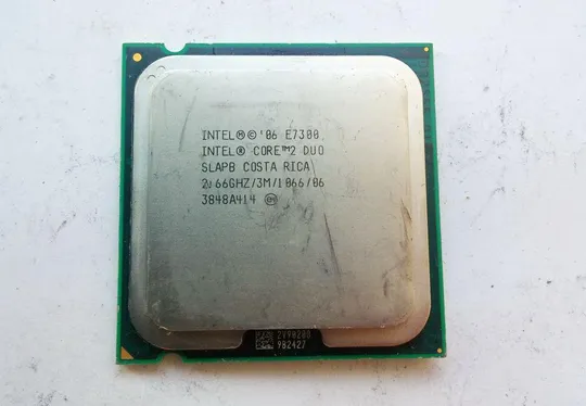 10шт LGA775 процессоров Core™2 Duo E7300 SLAPB 2.66GHz/3M/1066MHz Ціна