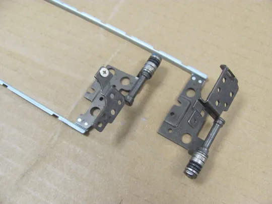 номер0881-31 кріплення матриці з петлями  для Lenovo V340-17 L340-17  оригінал З аукціону