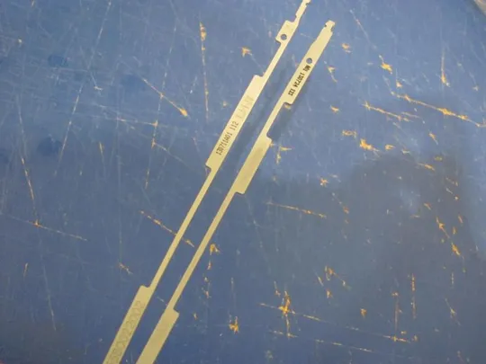 номер0117-9 кріплення матриці з петлями для HP ELITEBOOK 2570P оригінал Недорого