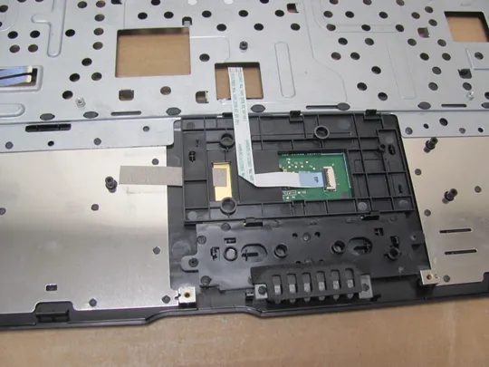 номер0946-29 Кришка панель палмрест корпус топкейс палмрест для ноутбука Верхняя панель палмрест тачпад 60.4N011.011 для MEDION AKOYA E7218 оригінал в Україні