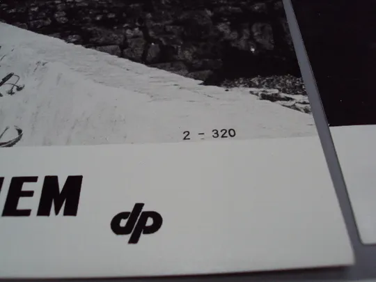 Кадр из фильма Под принуждением 2, 4 и 6 - 320 фотография 23,7х18,3 см лот 3 шт №18351МЯ Де купити