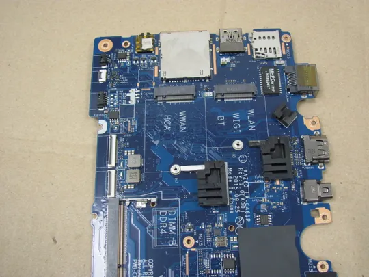 594-5  материнська плата РОБОЧА AAZ60 LA-C461P SR2F0 i5-6300U   для Dell Latitude E7470  7470 оригінал Недорого