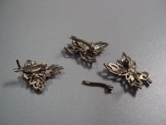 Бижутерия серьги листья листочки запчасти б/у лот №11187 Де купити