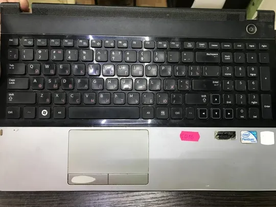 S016 Кришка з тачпадом Samsung 300E5A, 305E5A Series, p/n: BA75-03405C, CNBA5903182 Ціна