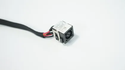 фото, Роз'єм живлення PJ528 (DELL E5520 ) з кабелем