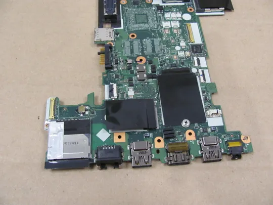 625-8 материнська плата CT470 NM-A931 SR2F0  i5-6300U для Lenovo ThinkPad  T470 оригінал З аукціону