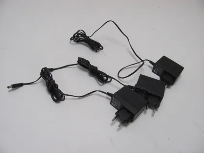 фото, 0791 адаптер живлення  LEI MU18-J120150-C5 W 723V 12V 1.5A 3 шт НІМЕЧЧИНА