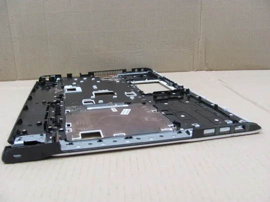 413-4  Кришка панель палмрест 60.4MR01.014 для  SONY VAIO  SVE17 SVE171   оригінал На торгах