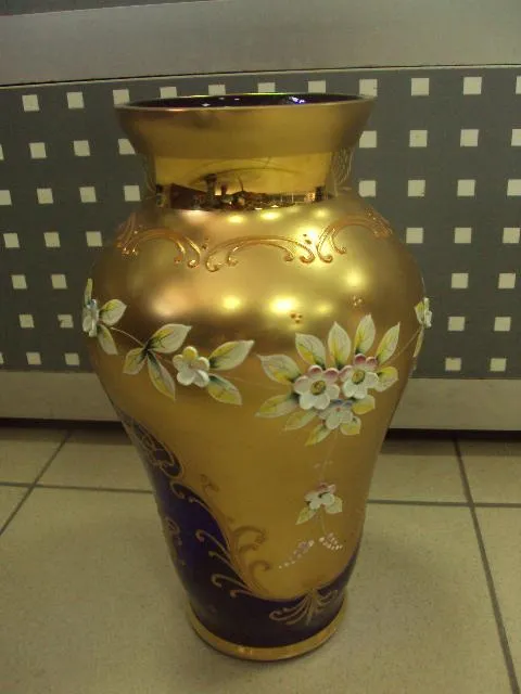 Ваза цветочки чешское стекло богемия №487п З аукціону