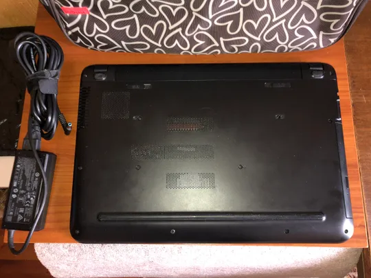 Купити Ноутбук HP 15-ab i3-5010U/ 8GB DDR / 1000Gb/ Intel HD5500+R7 M360/3 години