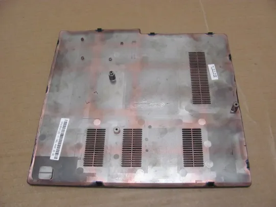 Купити номер0947-3 сервісна кришка Панель доступу Кришка доступу service cover 13N0-BNA1U02 для MEDION AKOYA E7226 оригінал