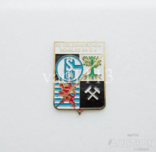 значок футбол  ФК Шальке 04,  Гельзенкирхен Германия   (серия герб города и эмблема клуба) Ціна