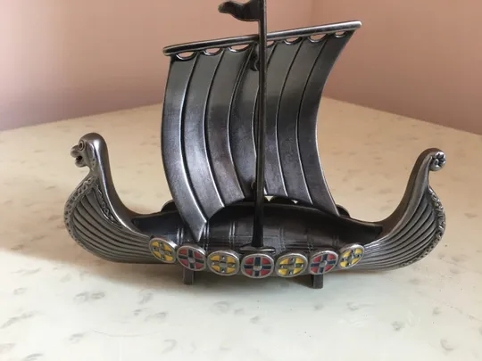 Купити Макет старовинного вітрильного судна часів вікінгів "Драккар"